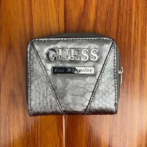 🌿 Guess Foldable Wallet